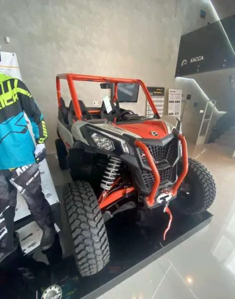 BRP Can-am maverick sport XRC 1000R-0