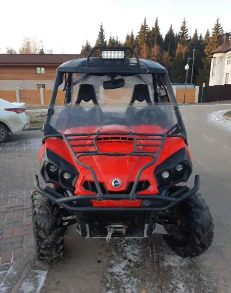 Багги BRP Can-Am Commander 800-0