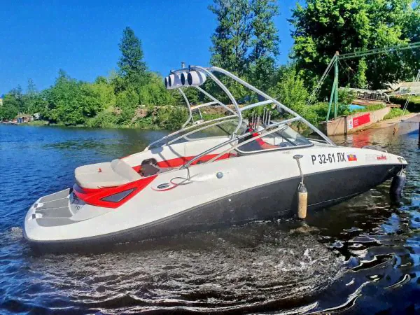 Катер BRP Sea-Doo Challenger 230 Wake с прицепом-4